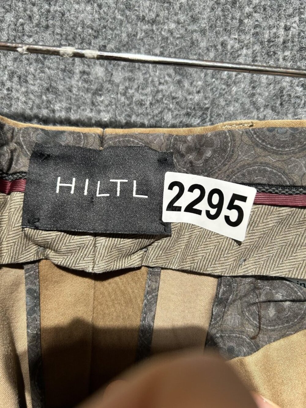 Hiltl Pants Mens 33x38 Beige Chino Stretch Flat Front Straight Leg Casual - Picture 5 of 7